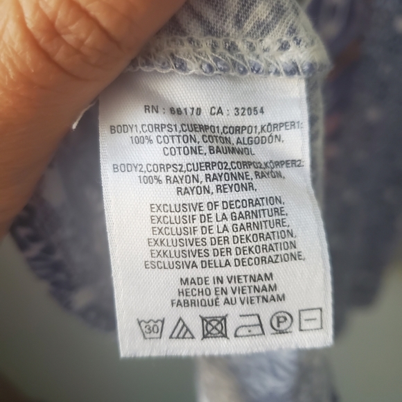 Anthropologie Split Neck Ikat Print Top - Picture 5 of 5